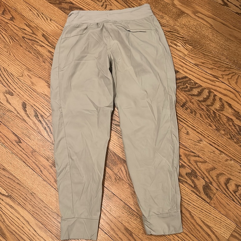 Athleta Trekkie North Jogger size 6 - Picture 5 of 7